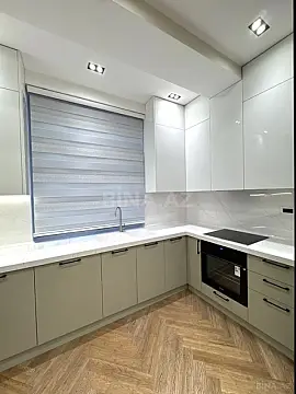 Satılır 2 otaqlı mənzil 68 m²