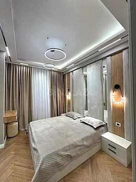 Satılır 2 otaqlı mənzil 68 m²