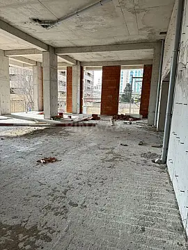 Satılır obyekt 85 m²
