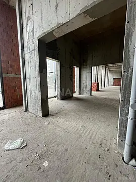 Satılır obyekt 301 m²