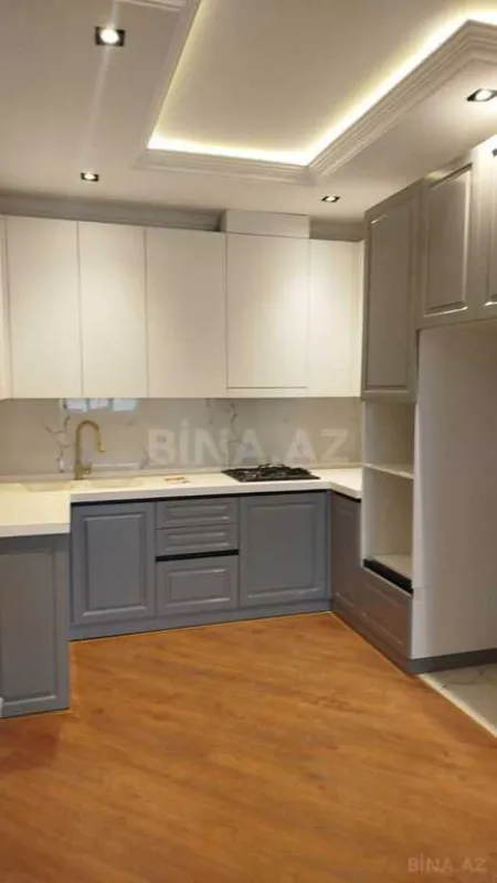Satılır 3 otaqlı mənzil 114 m²