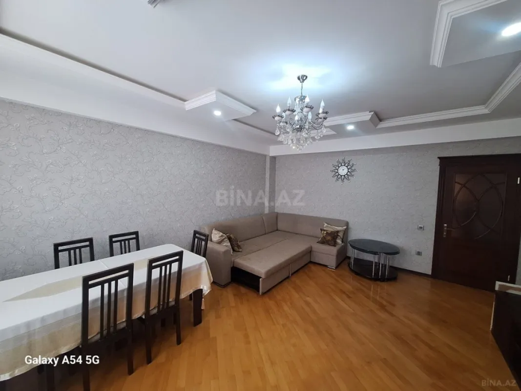 Satılır 2 otaqlı mənzil 100 m²