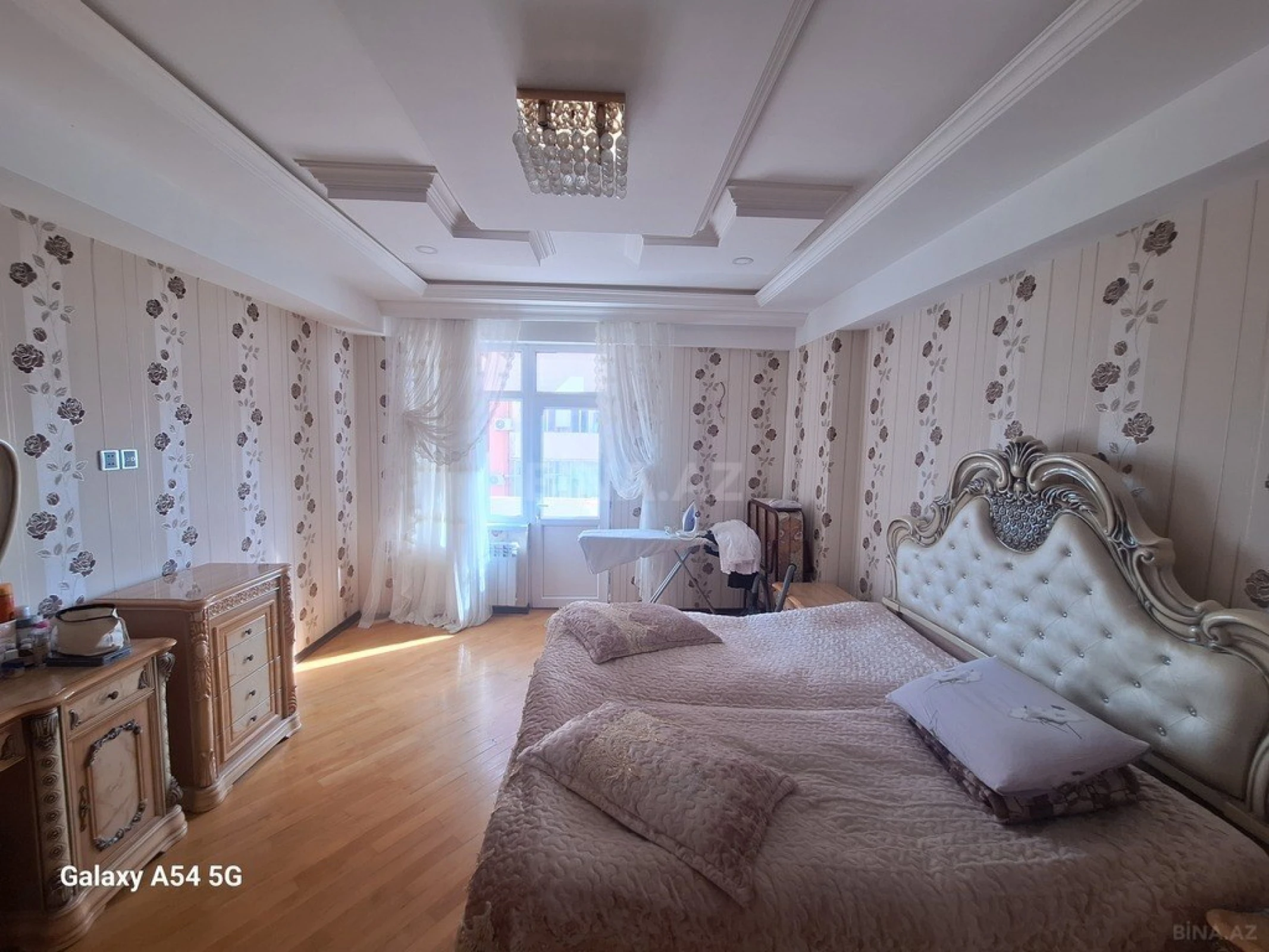 Satılır 2 otaqlı mənzil 100 m²