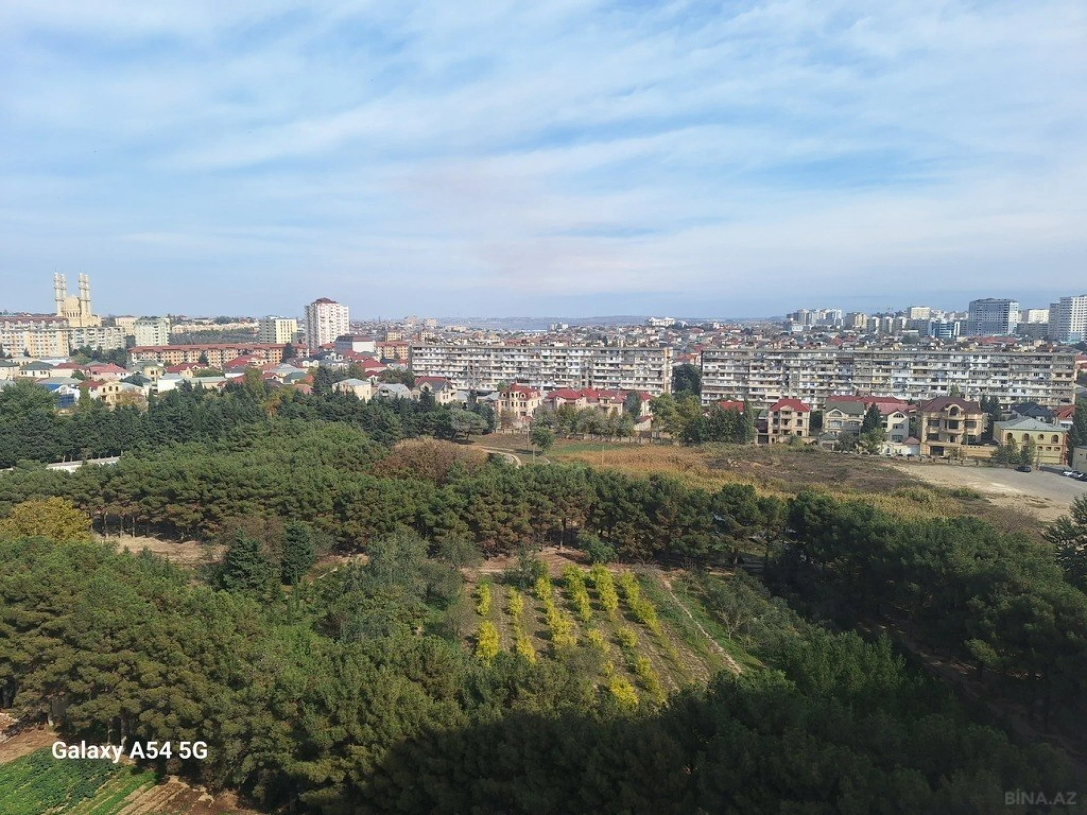 Satılır 2 otaqlı mənzil 100 m²