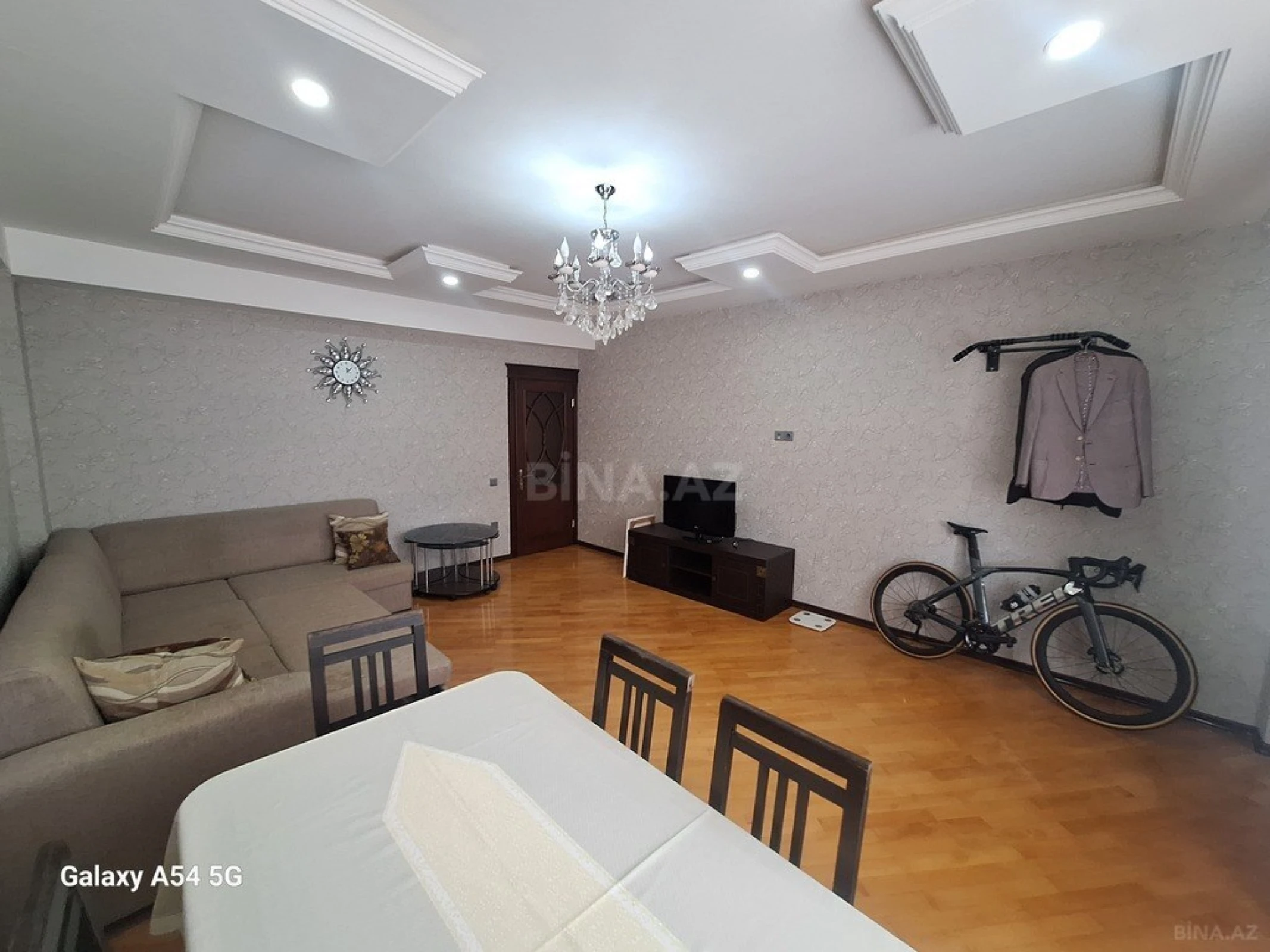 Satılır 2 otaqlı mənzil 100 m²