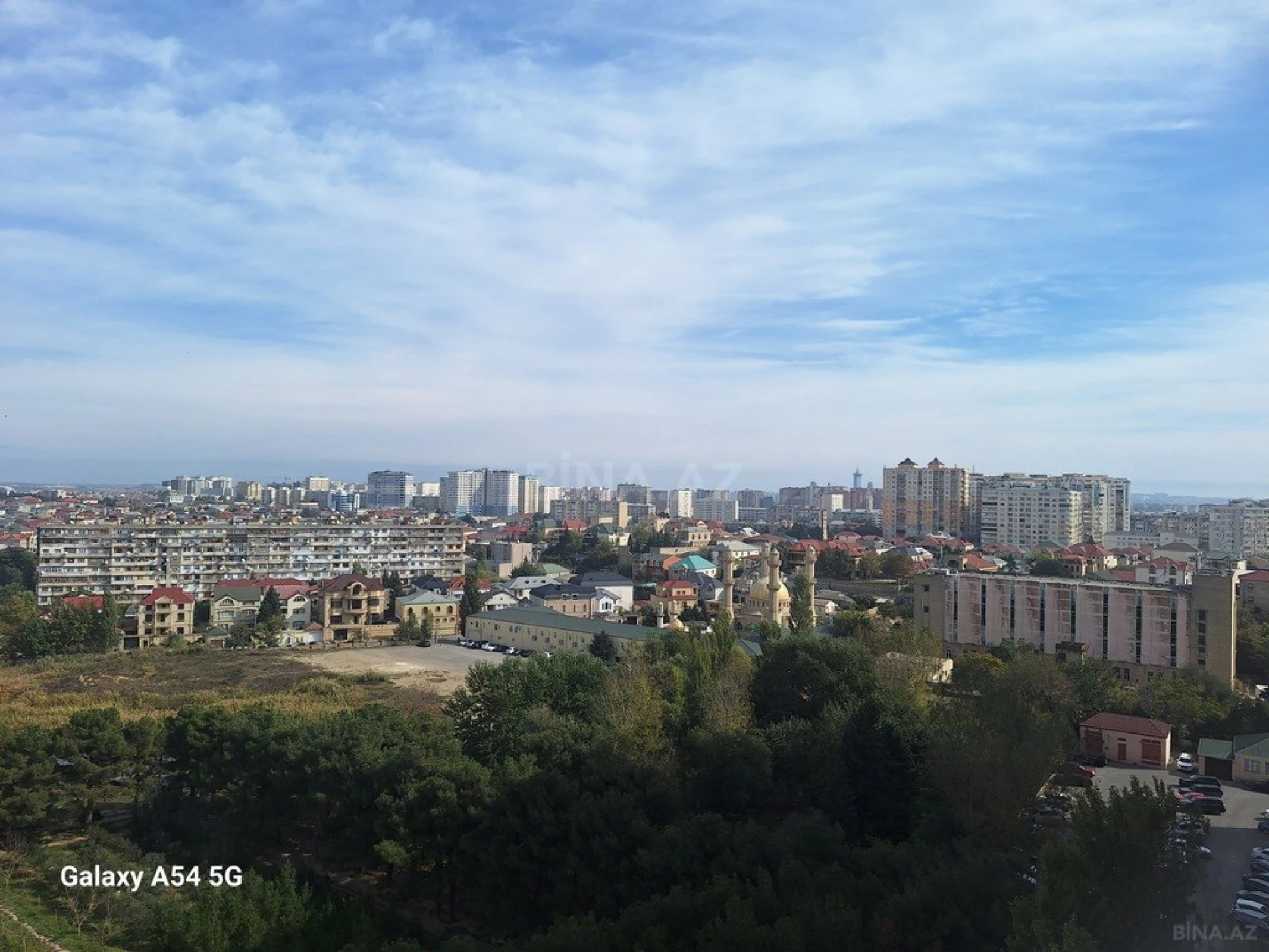 Satılır 2 otaqlı mənzil 100 m²