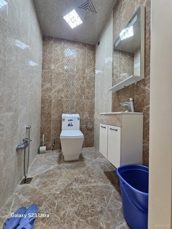 Satılır 3 otaqlı mənzil 140 m²