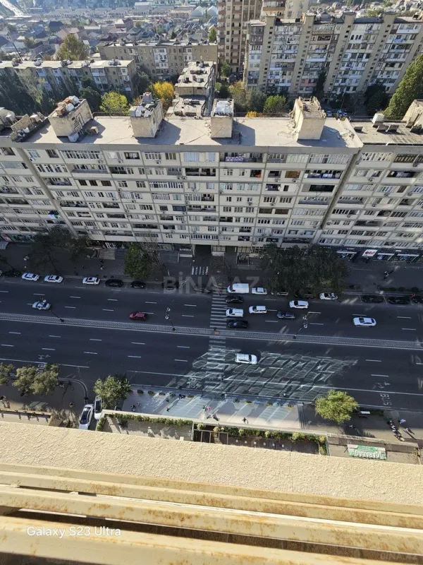 Satılır 3 otaqlı mənzil 140 m²