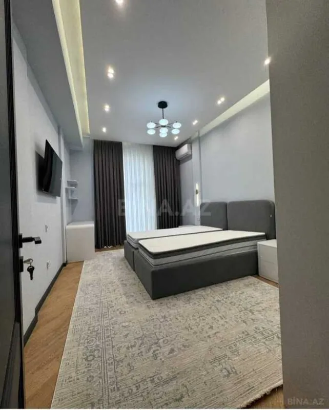 Kirayə verilir 3 otaqlı mənzil 140 m²