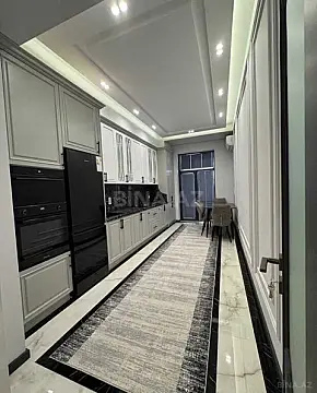 Kirayə verilir 3 otaqlı mənzil 140 m²