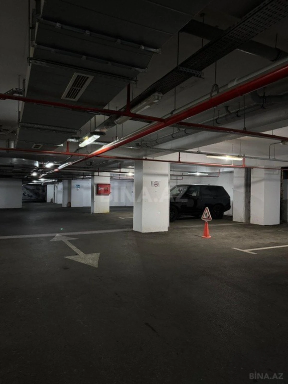 Satılır 3 otaqlı mənzil 154 m²