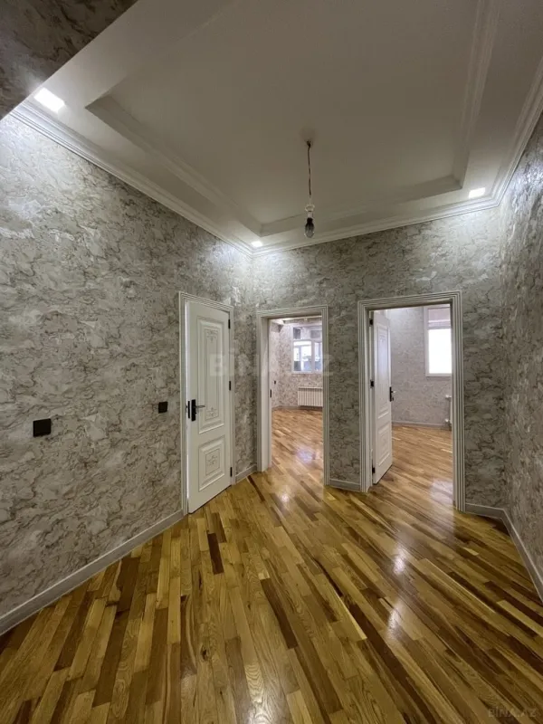 Satılır 3 otaqlı mənzil 77 m²