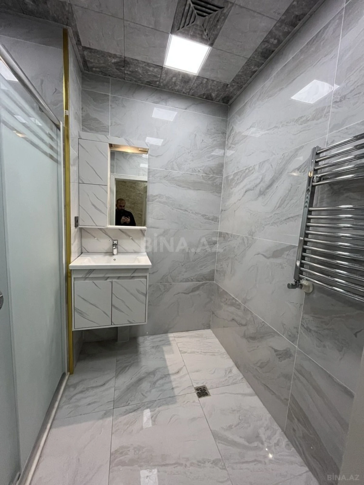Satılır 3 otaqlı mənzil 77 m²