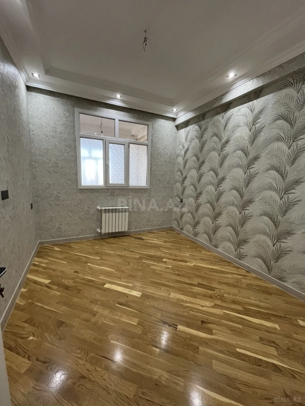 Satılır 3 otaqlı mənzil 77 m²