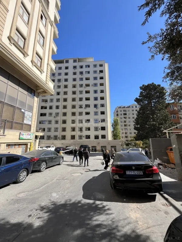 Satılır 3 otaqlı mənzil 77 m²