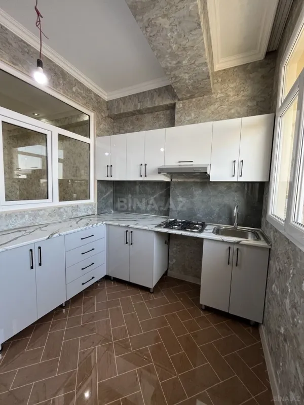 Satılır 3 otaqlı mənzil 77 m²