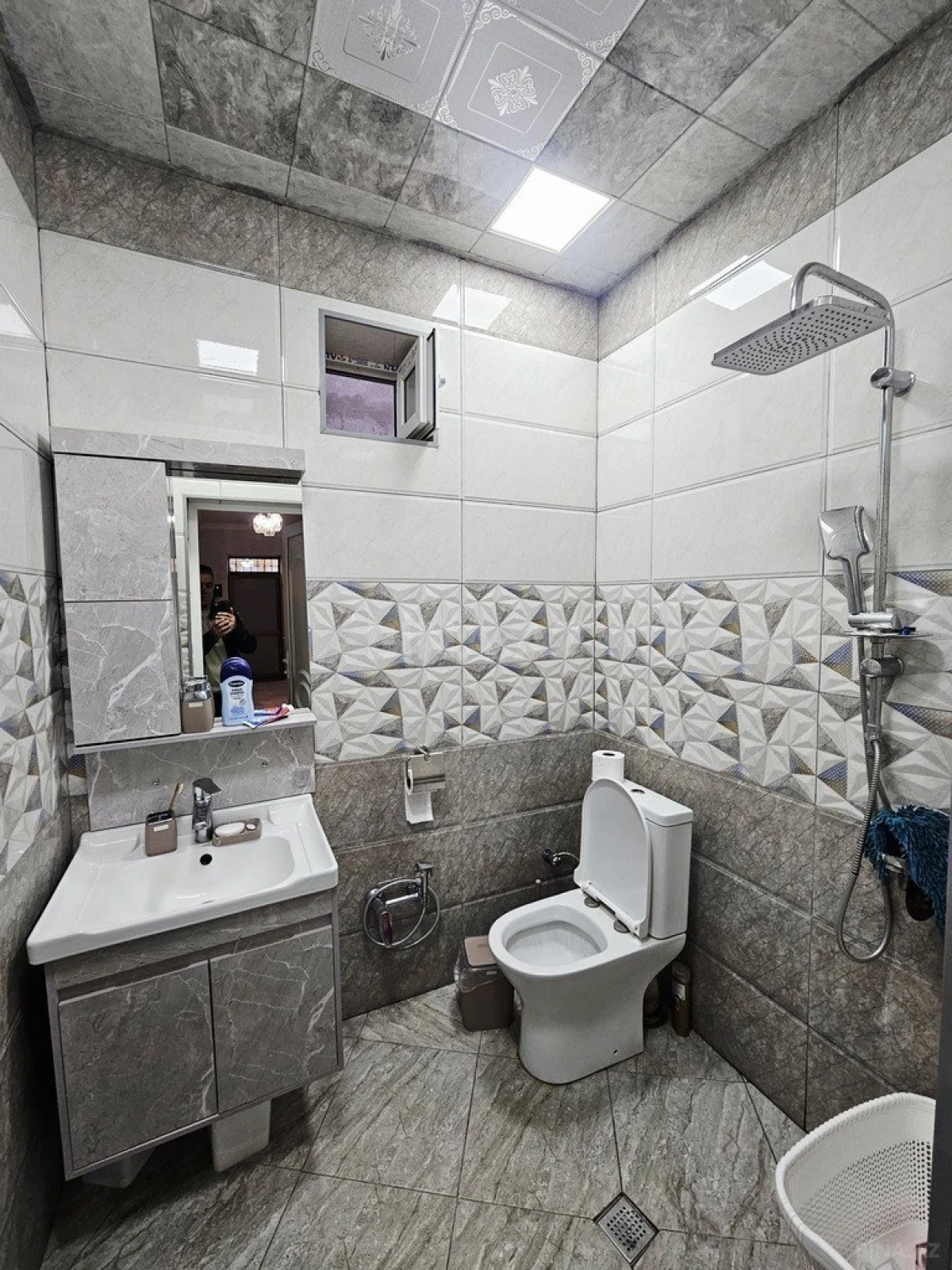 Satılır 4 otaqlı həyət evi 120 m²