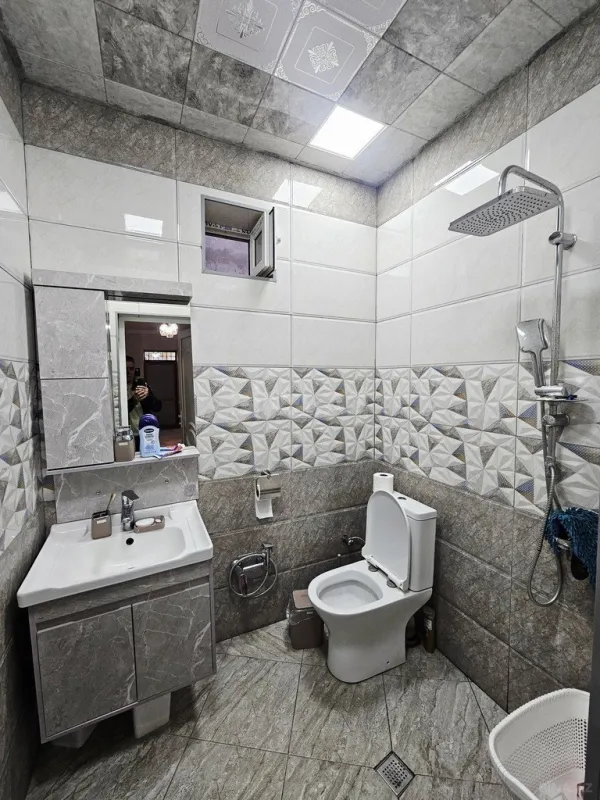 Satılır 4 otaqlı həyət evi 120 m²