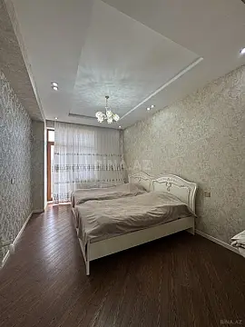 Satılır 3 otaqlı mənzil 143 m²