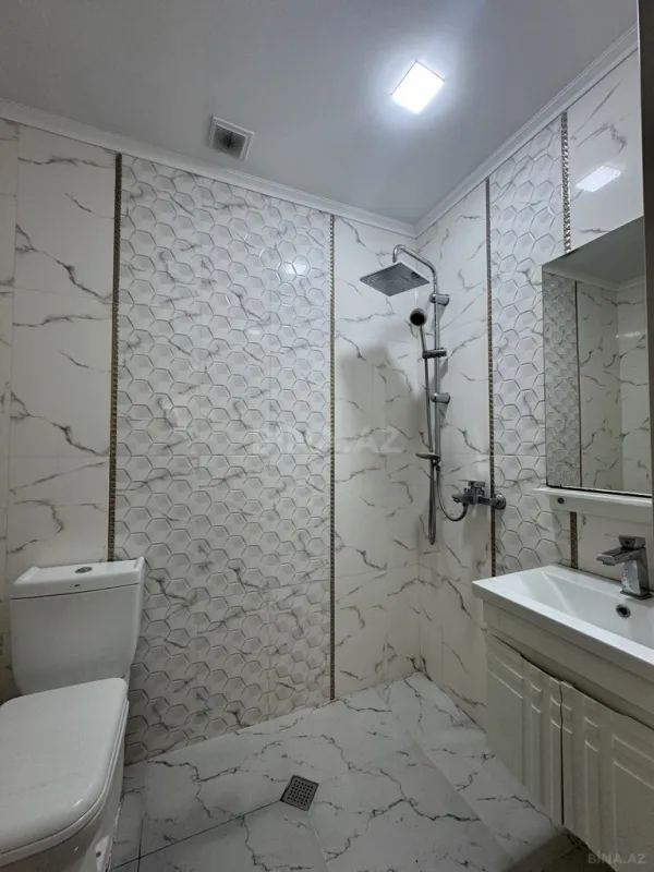 Satılır 3 otaqlı mənzil 143 m²