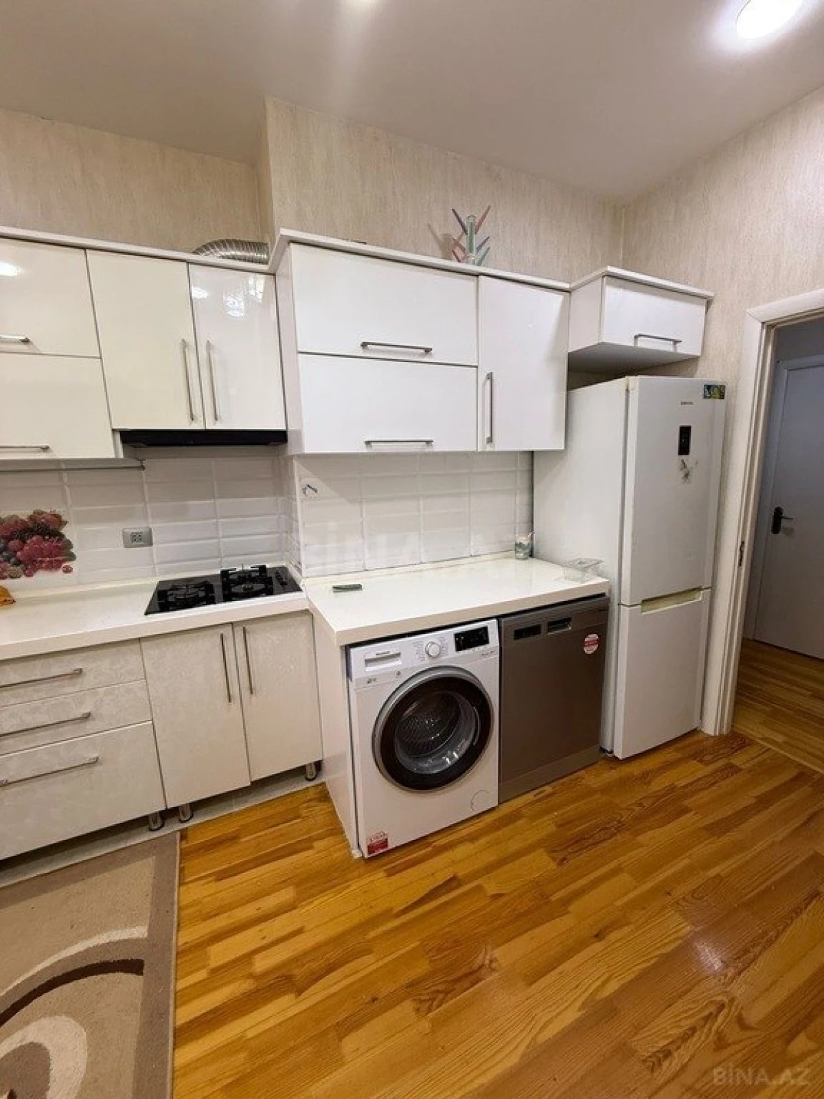 Satılır 3 otaqlı mənzil 90 m²