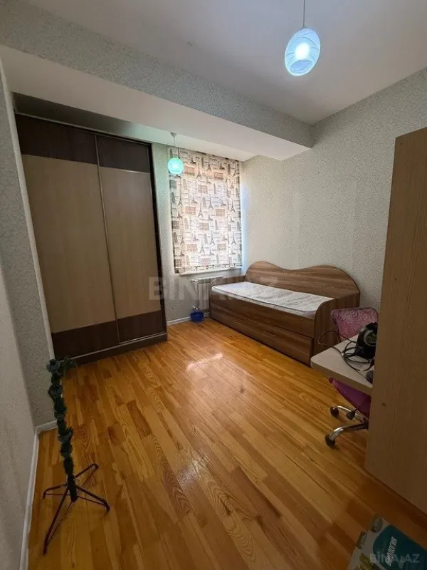 Satılır 3 otaqlı mənzil 90 m²