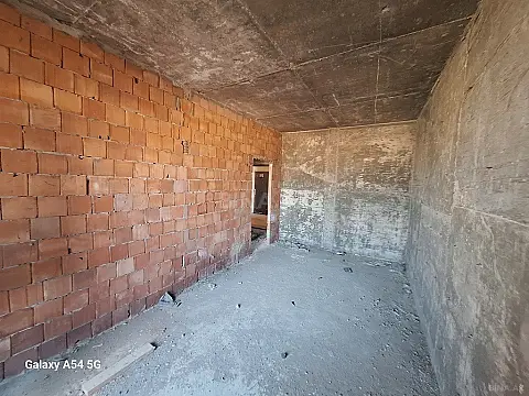 Satılır 1 otaqlı mənzil 50 m²