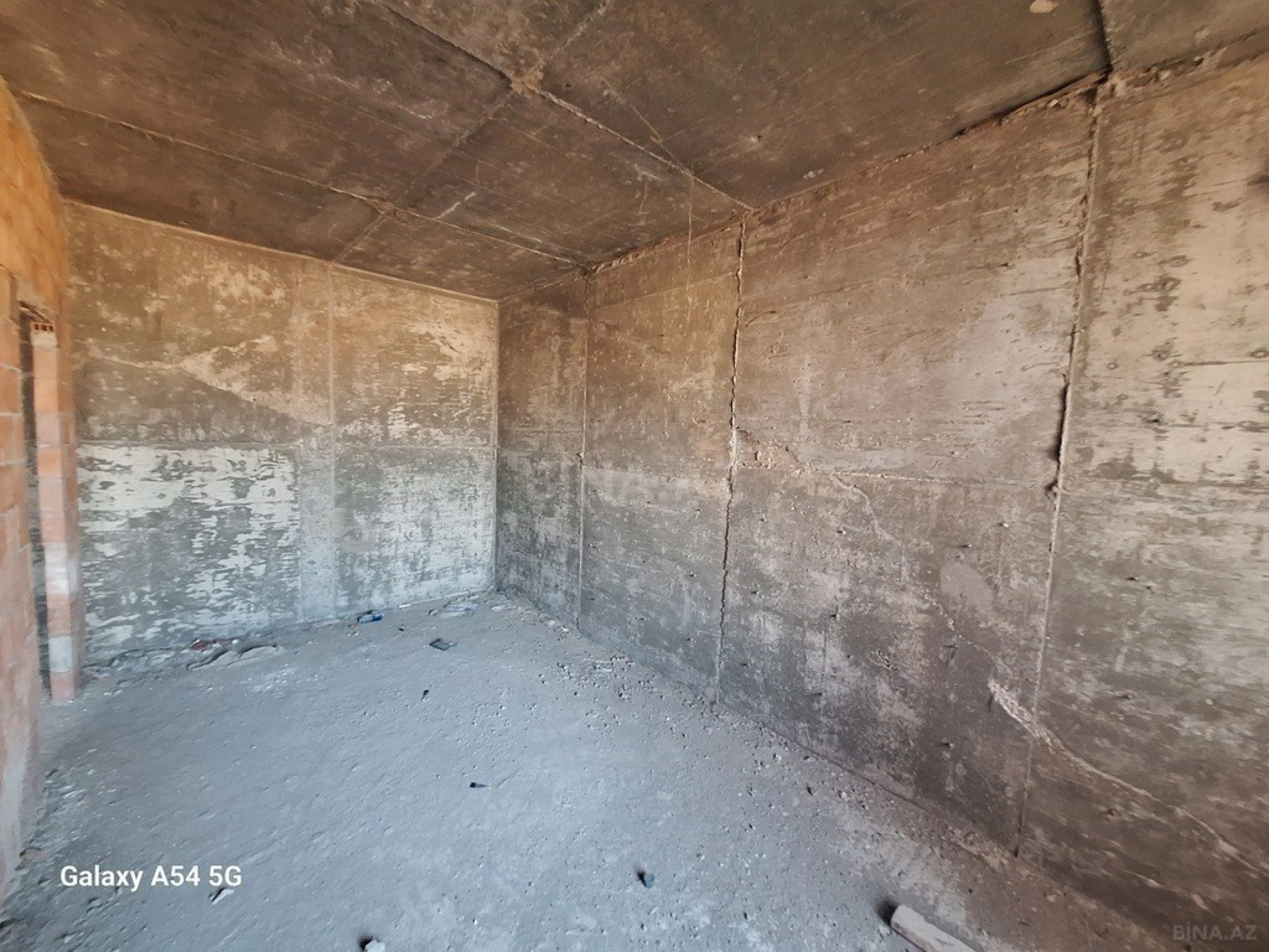 Satılır 1 otaqlı mənzil 50 m²