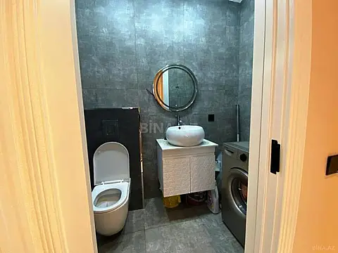 Satılır 3 otaqlı mənzil 105 m²