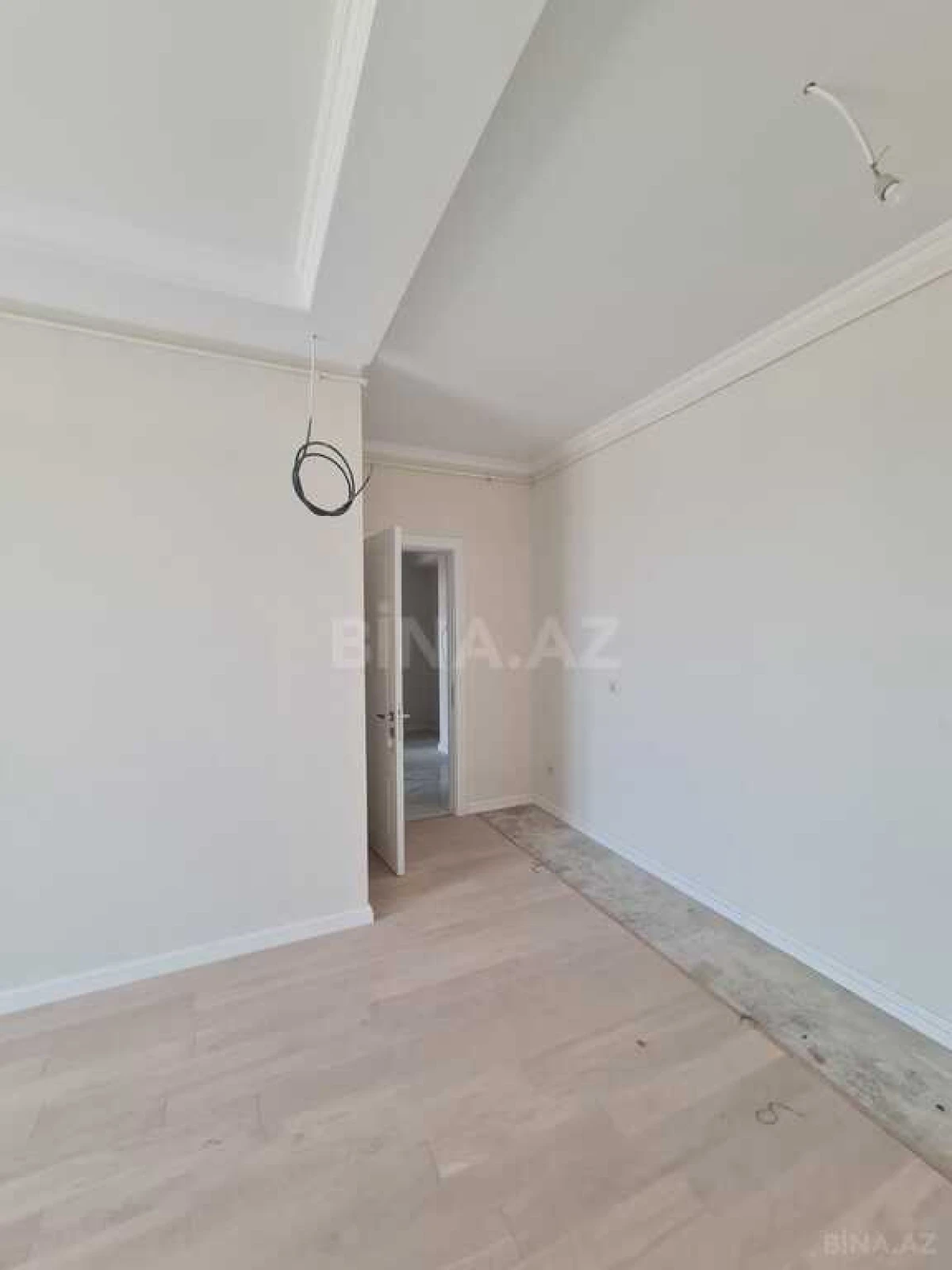 Satılır 3 otaqlı mənzil 72 m²
