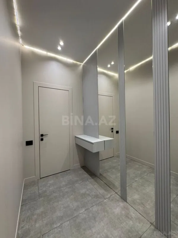 Kirayə verilir 2 otaqlı mənzil 70 m²