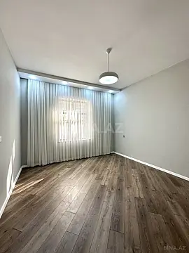 Satılır 5 otaqlı həyət evi 210 m²