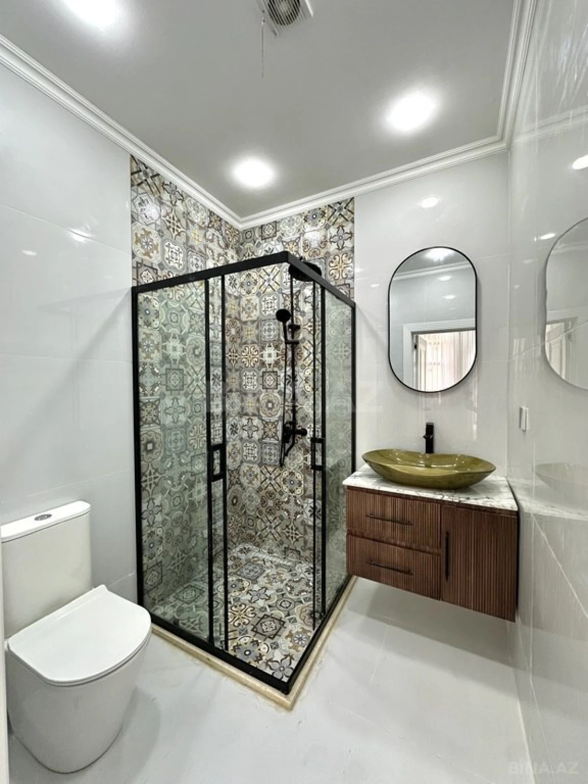 Satılır 5 otaqlı həyət evi 210 m²