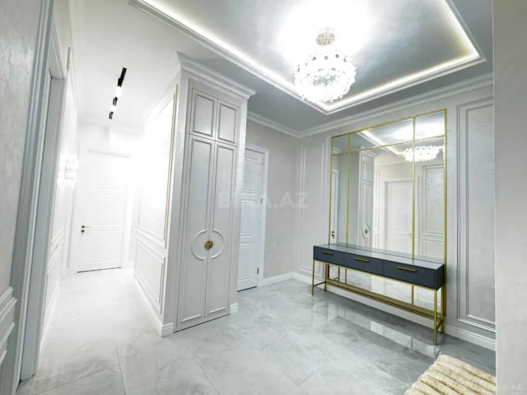 Kirayə verilir 3 otaqlı mənzil 150 m²