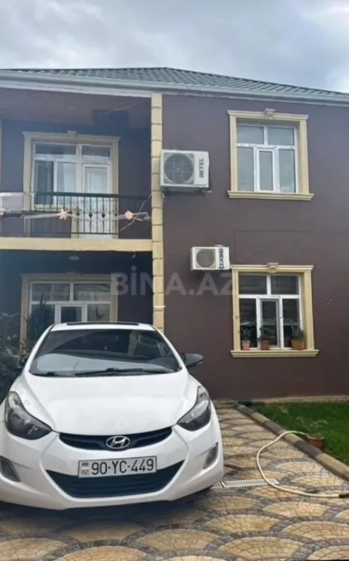 Satılır 5 otaqlı həyət evi 200 m²