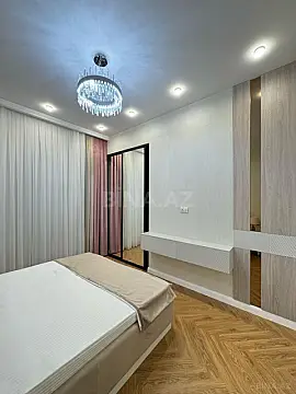 Satılır 3 otaqlı mənzil 120 m²