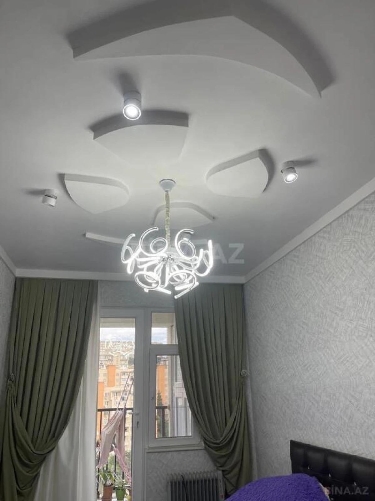 Satılır 3 otaqlı mənzil 110 m²