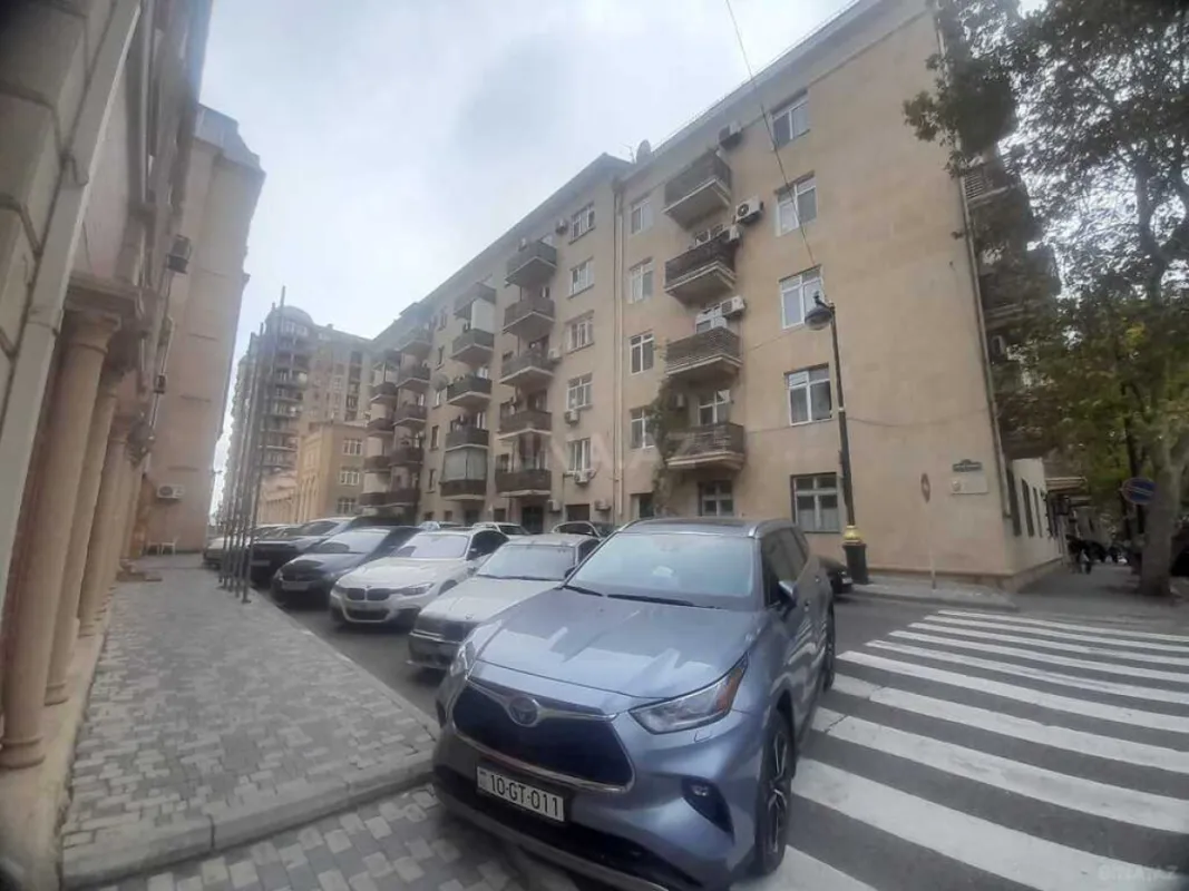 Satılır 1 otaqlı mənzil 35 m²