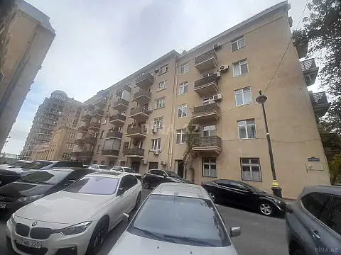 Satılır 1 otaqlı mənzil 35 m² — Bakı, İçərişəhər 1 otaq 35.00 m²