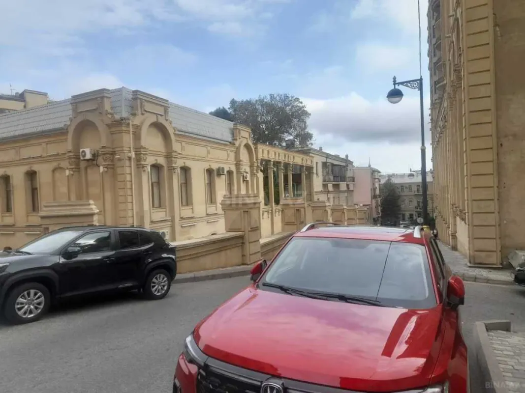 Satılır 1 otaqlı mənzil 35 m²