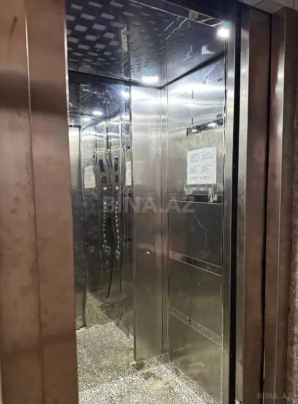 Satılır 2 otaqlı mənzil 67 m²