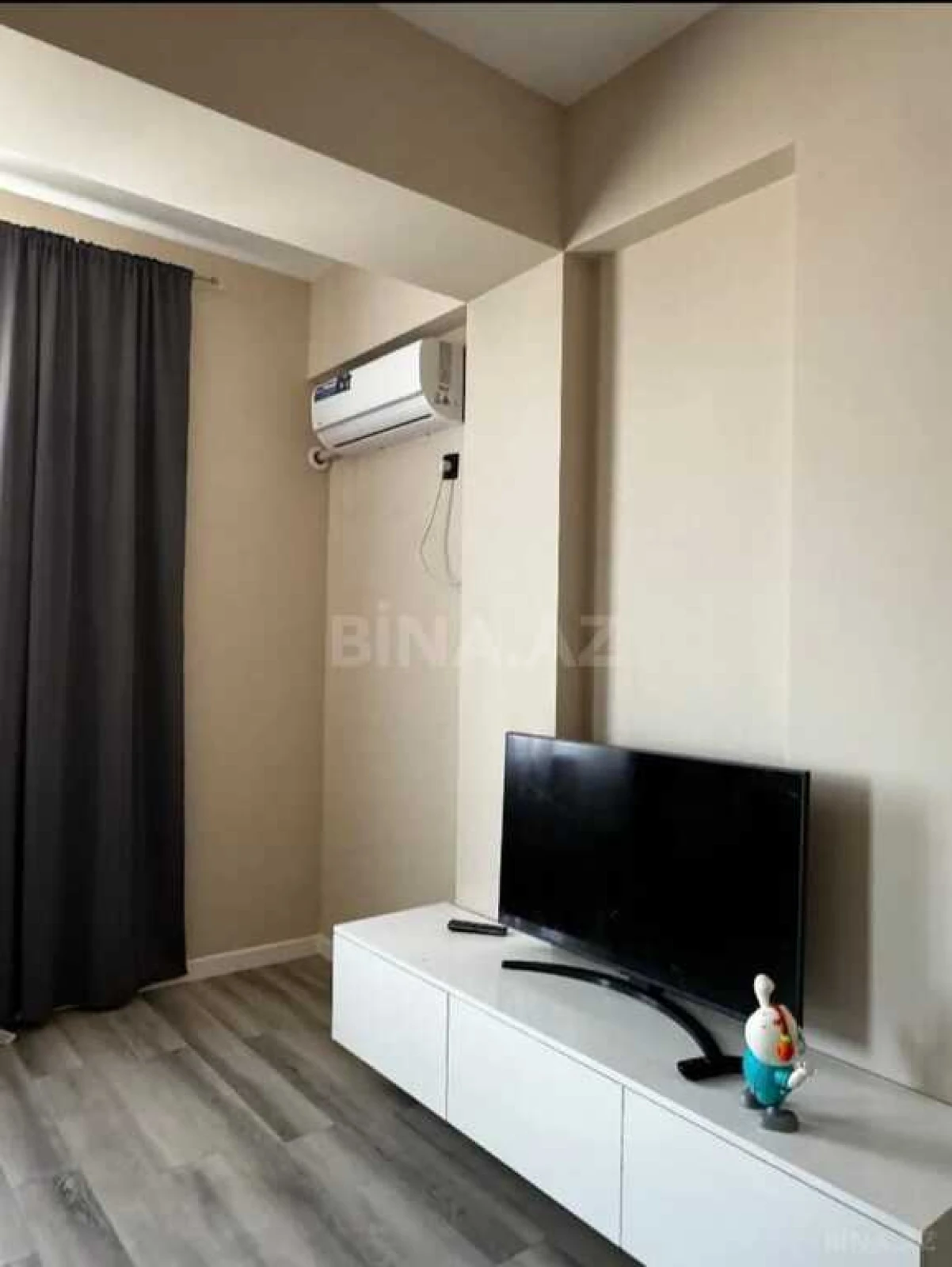 Satılır 2 otaqlı mənzil 67 m²