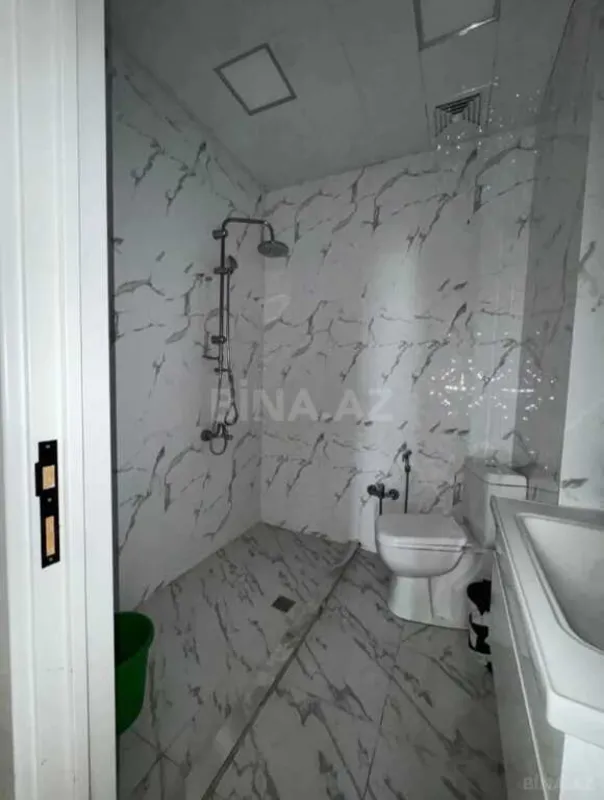 Satılır 2 otaqlı mənzil 67 m²