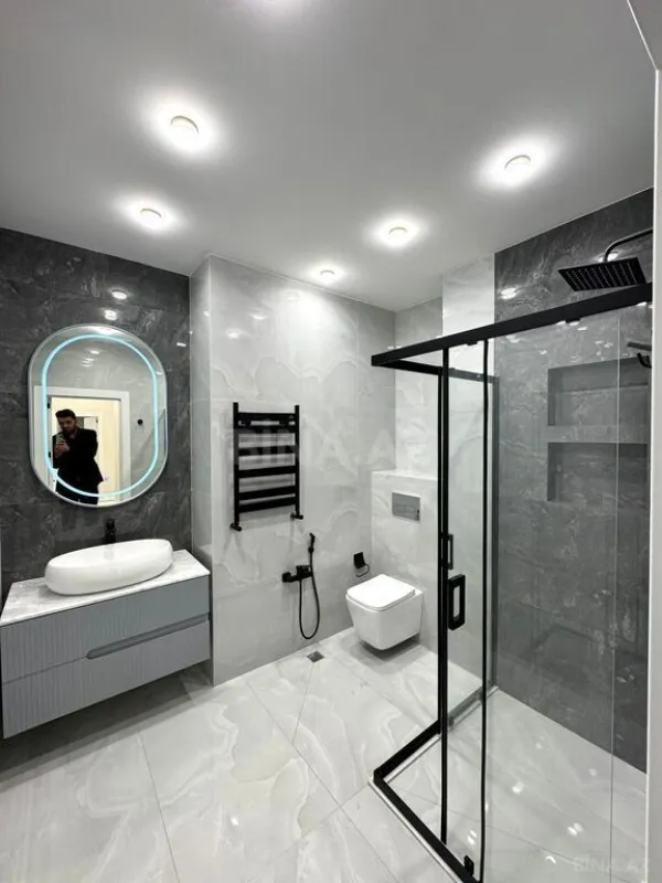 Satılır 3 otaqlı mənzil 107 m²