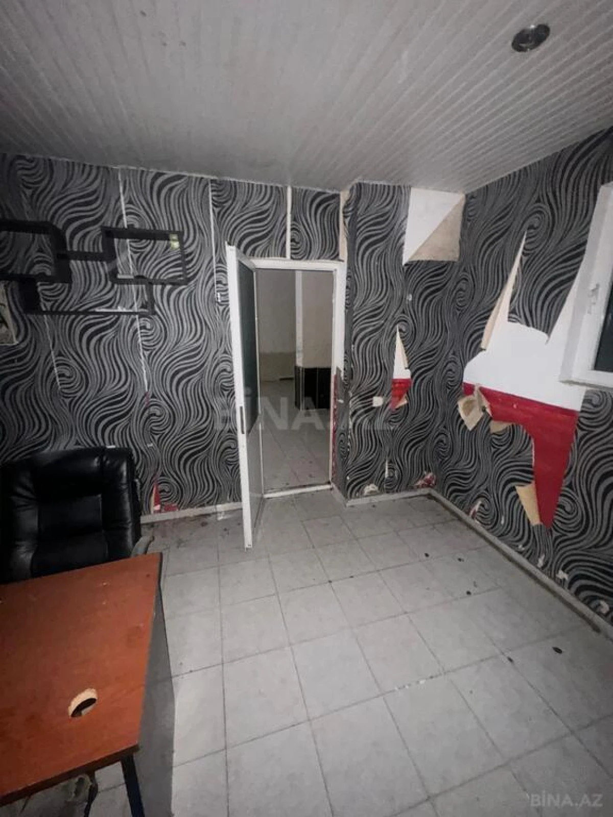 Satılır obyekt 330 m²