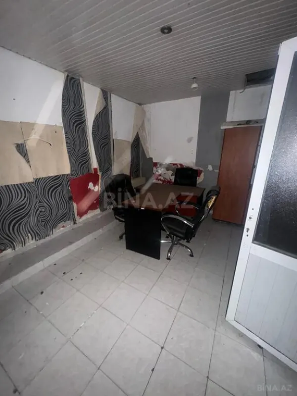 Satılır obyekt 330 m²