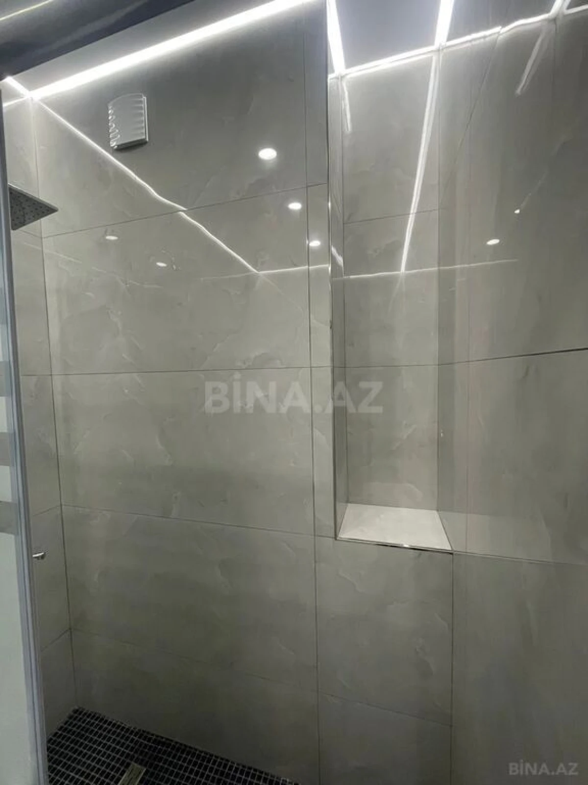 Satılır 2 otaqlı mənzil 52 m²