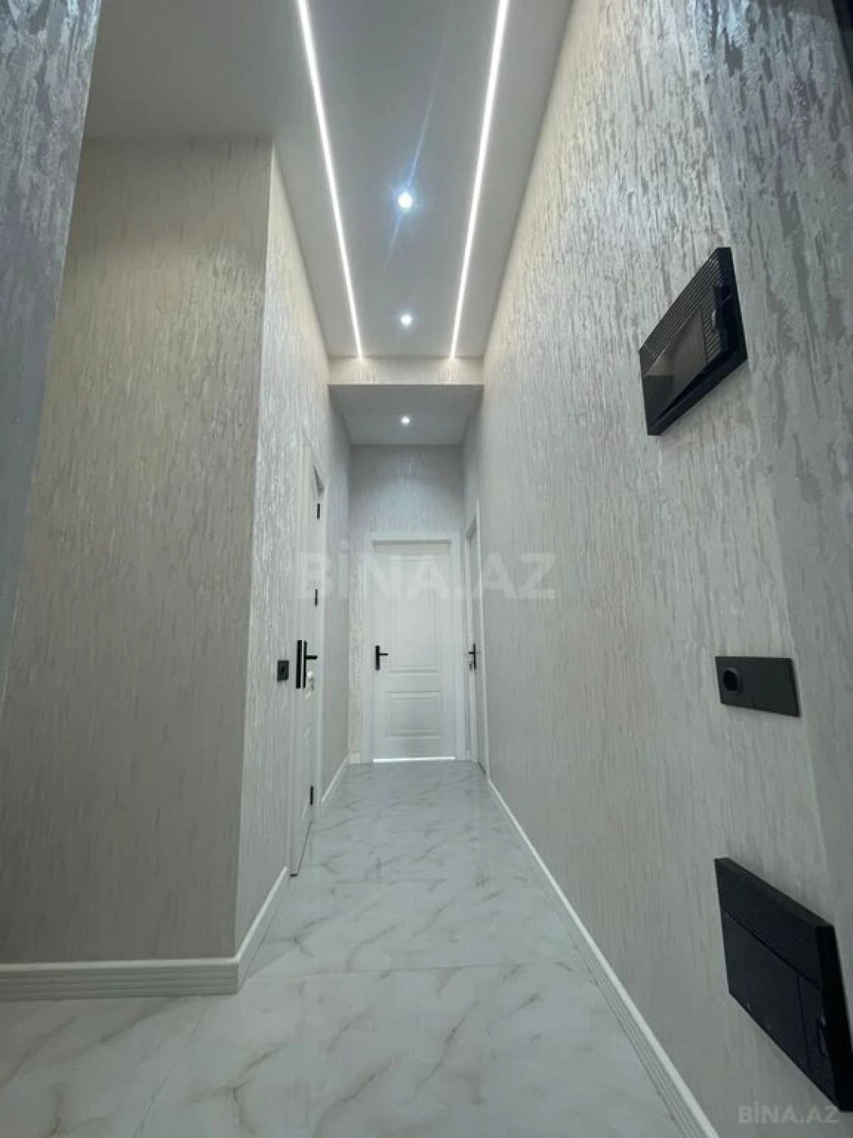 Satılır 2 otaqlı mənzil 52 m²