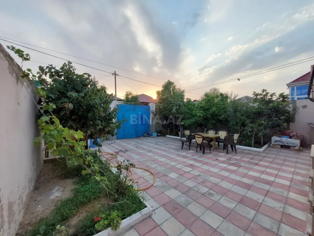 Satılır 3 otaqlı həyət evi 100 m²