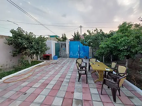 Satılır 3 otaqlı həyət evi 100 m²